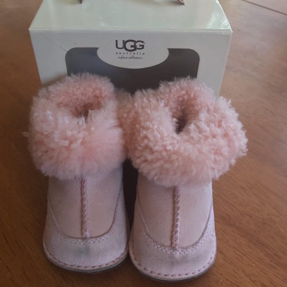 UGG Boots/ Infant Collection/ Size S - Picture 2 of 3